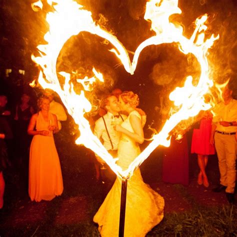 HOCHZEIT POLTERABEND